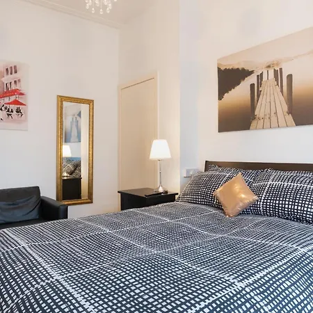 Fraser Apartment Aberdeen Esterno foto